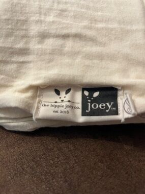 Hippie Joey Air Size 10-12  Cream on both sides